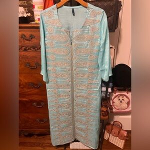 Embroidered gold and blue caftan-M
